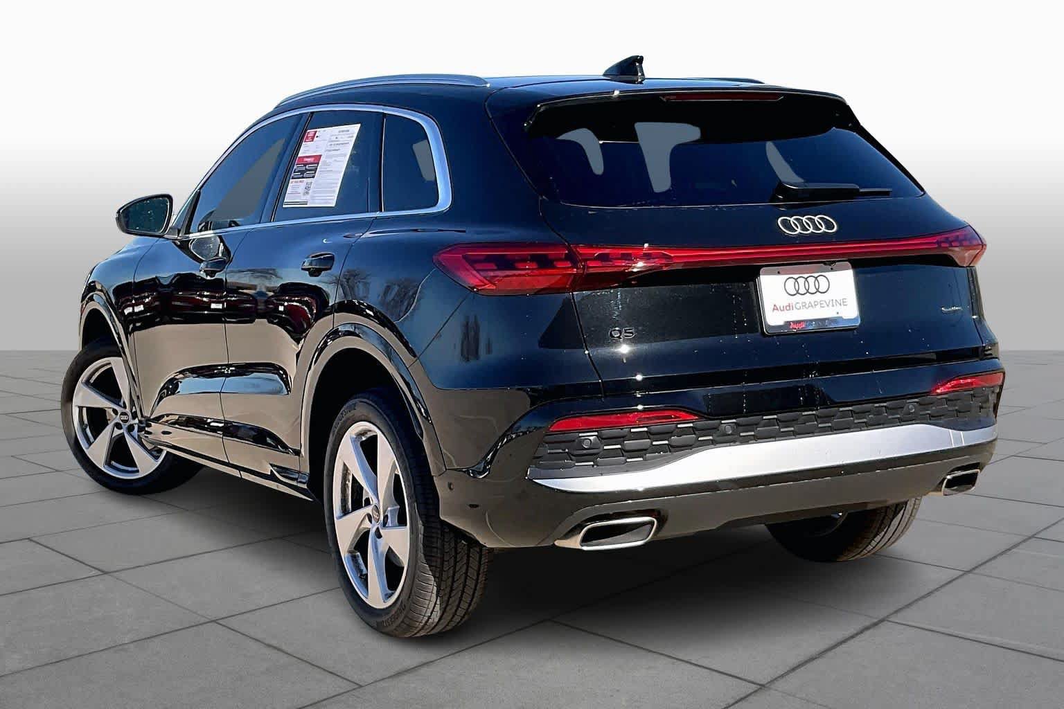 Used 2025 Audi Q5 Premium w/ Premium Plus AWD/4WD image 11