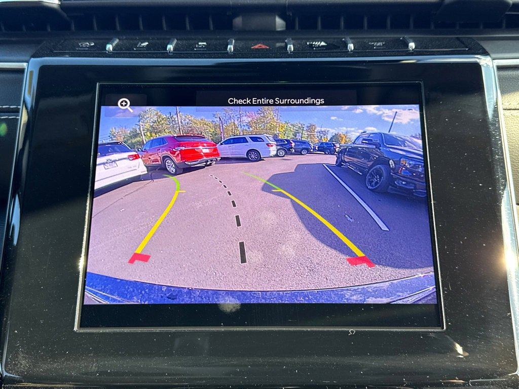 Used 2023 Jeep Grand Cherokee Laredo image 20