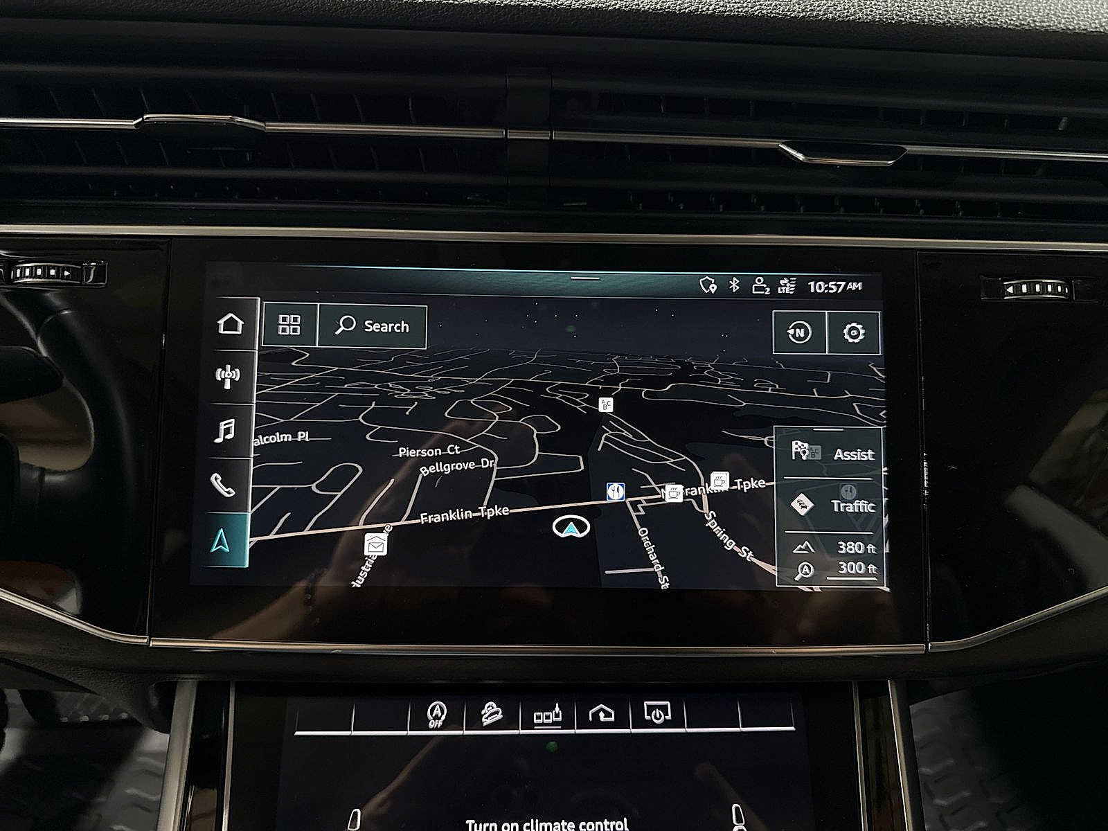 Used 2020 Audi Q8 Premium Plus w/ Premium Plus Package AWD/4WD image 20
