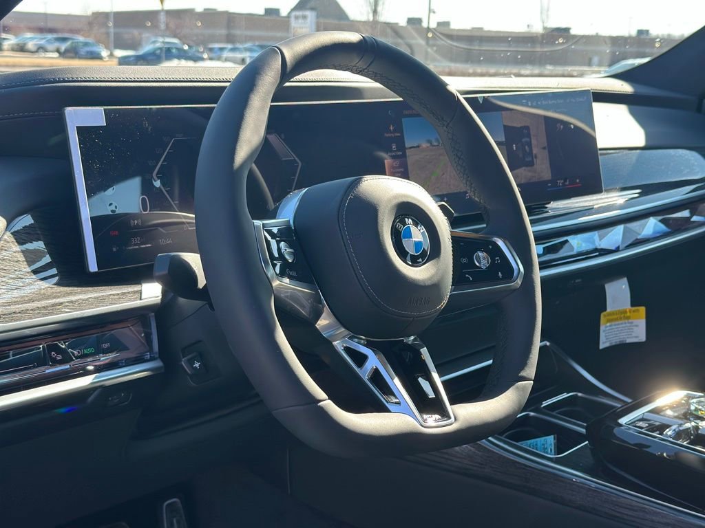 New 2026 BMW 760i xDrive image 17