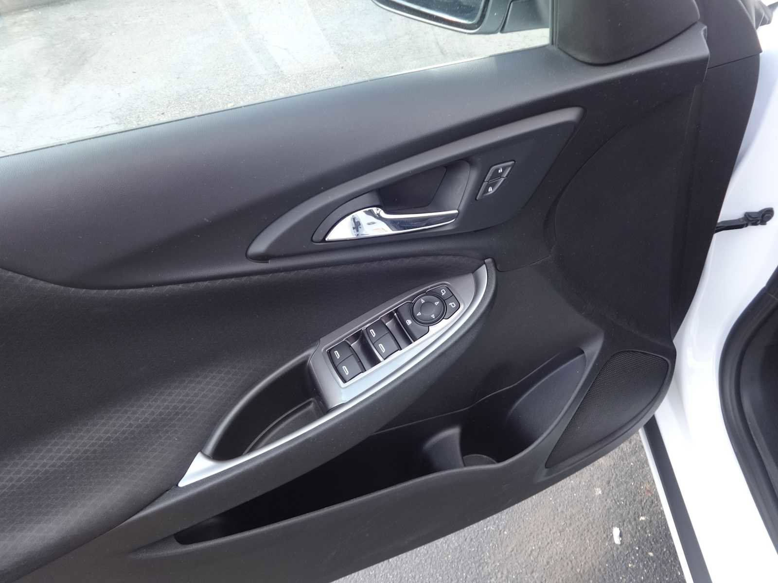 Used 2021 Chevrolet Malibu LS image 12