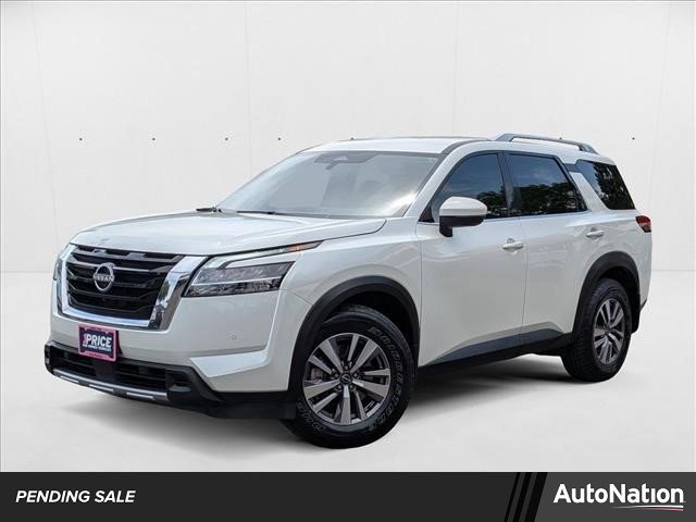 Used 2023 Nissan Pathfinder SL