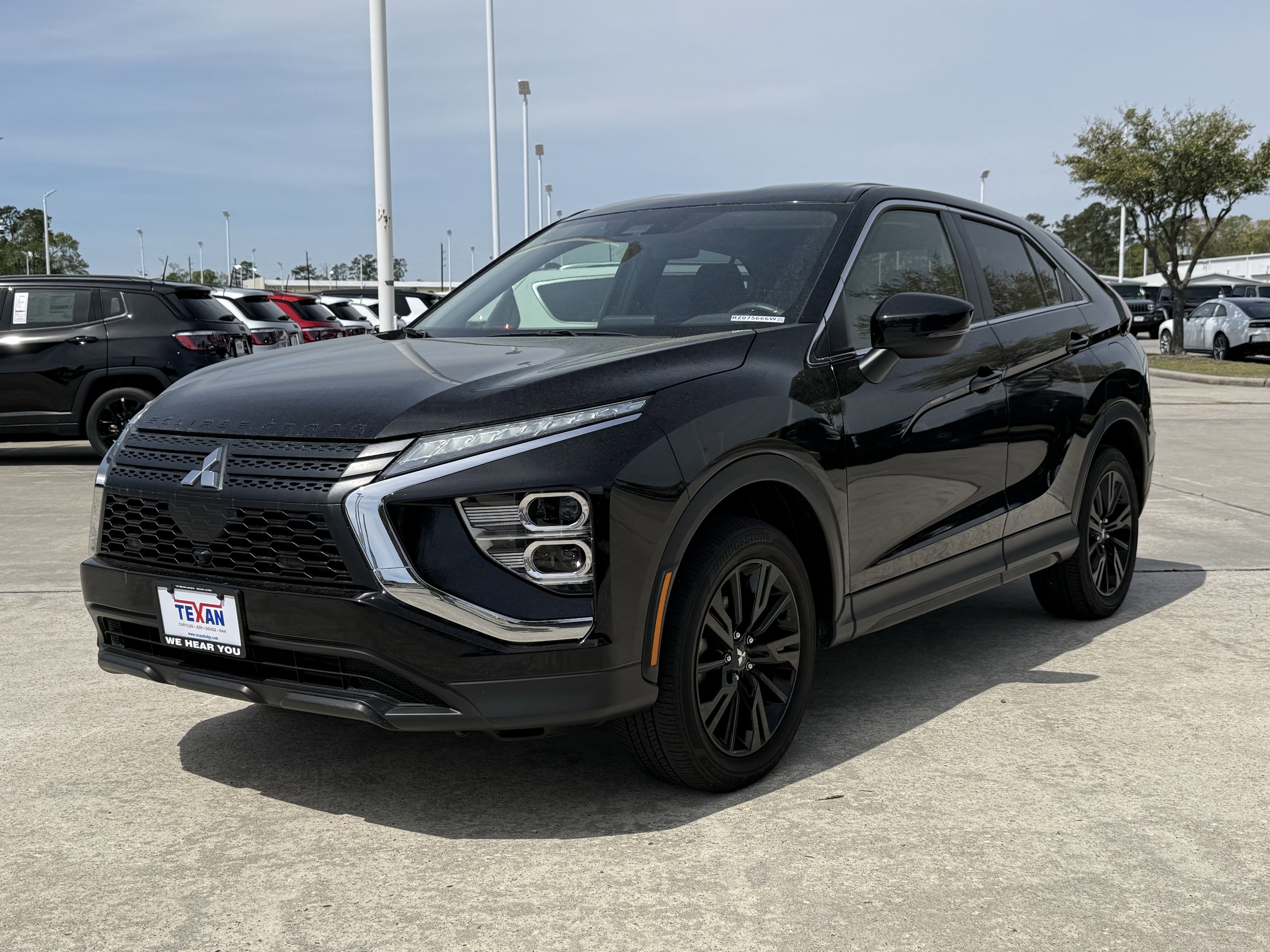 Used 2024 Mitsubishi Eclipse Cross LE image 9