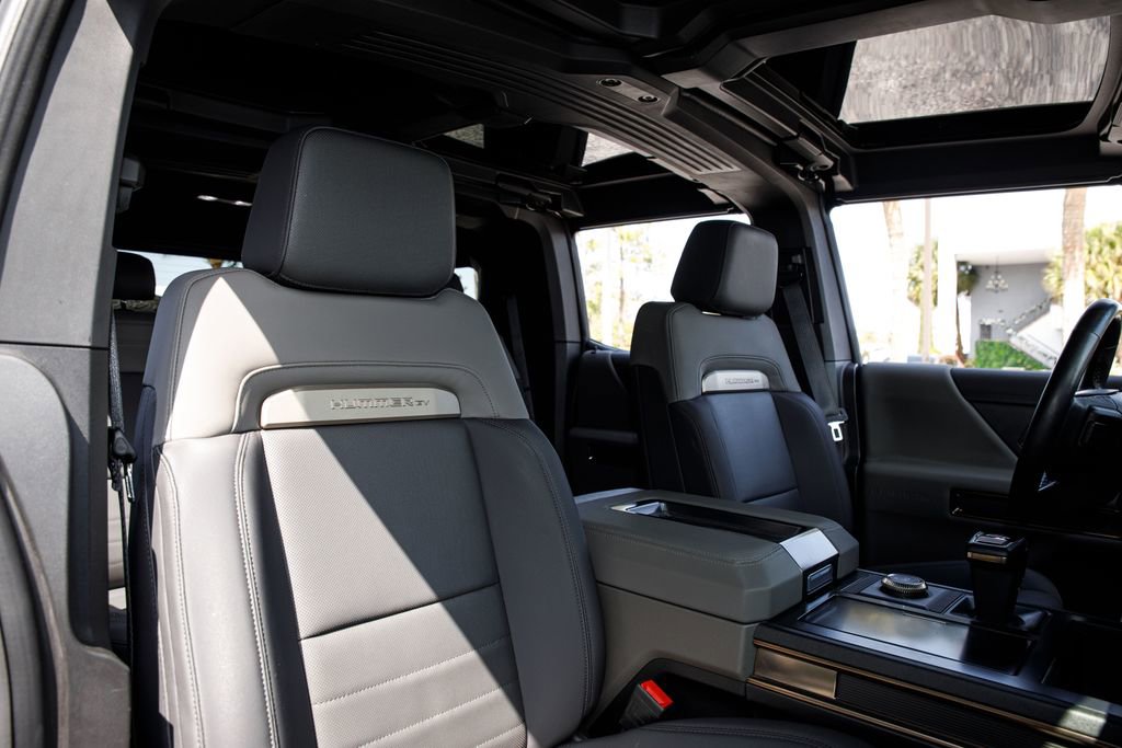 Used 2024 GMC Hummer EV 2X image 10