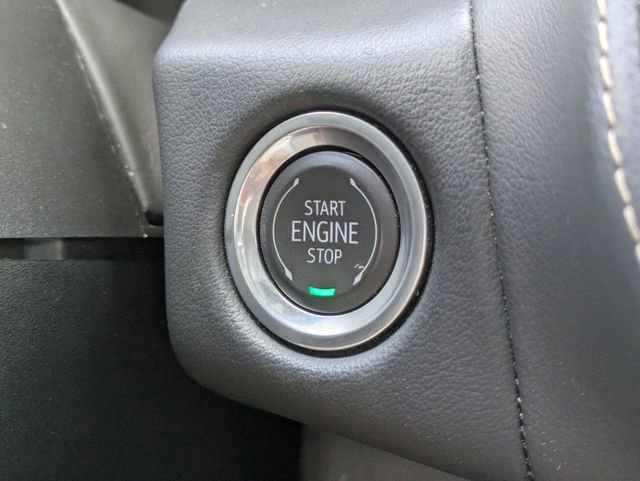 Used 2024 GMC Yukon SLT RWD image 26