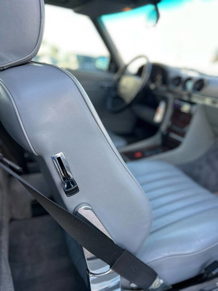 Used 1987 Mercedes-Benz 560 SL image 12