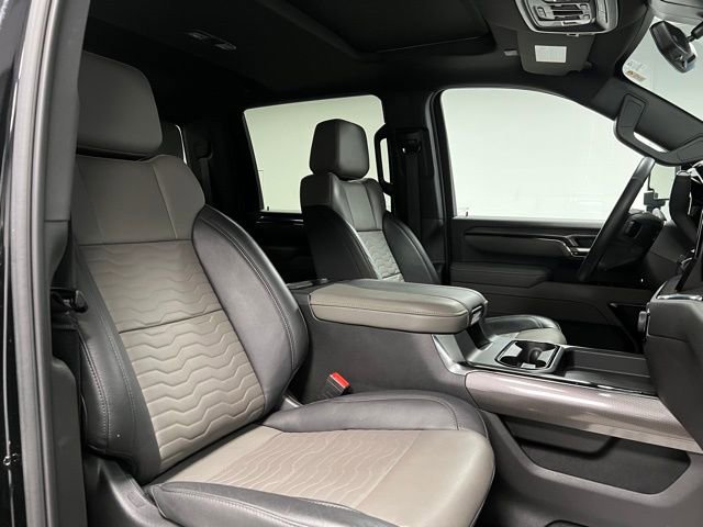 Used 2024 Chevrolet Silverado 2500 ZR2 w/ Technology Package image 63