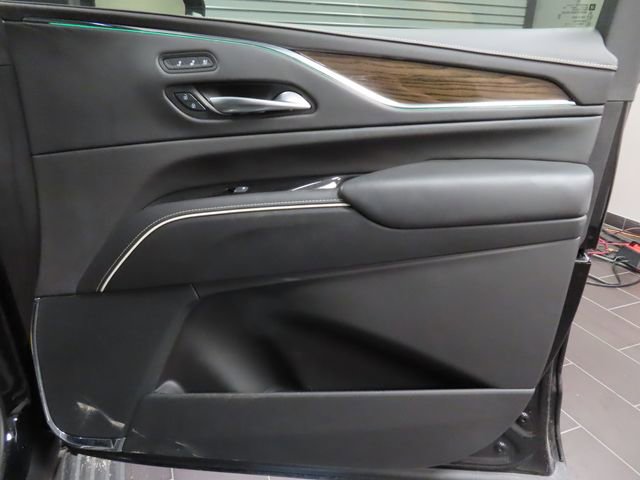 Certified 2024 Cadillac Escalade ESV Sport Platinum AWD/4WD image 12
