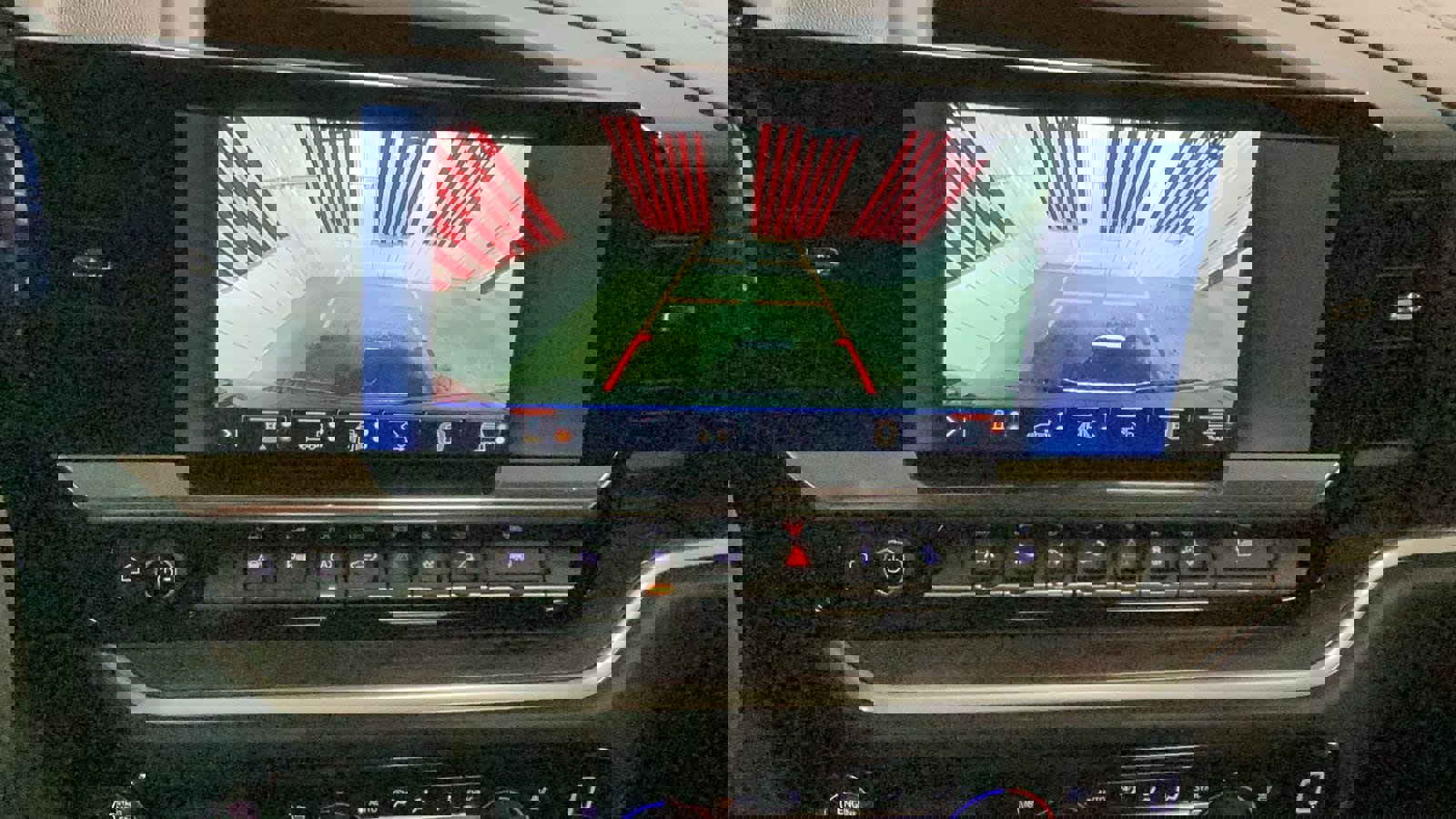 New 2026 Chevrolet Silverado 1500 LTZ w/ LTZ Premium Package image 16