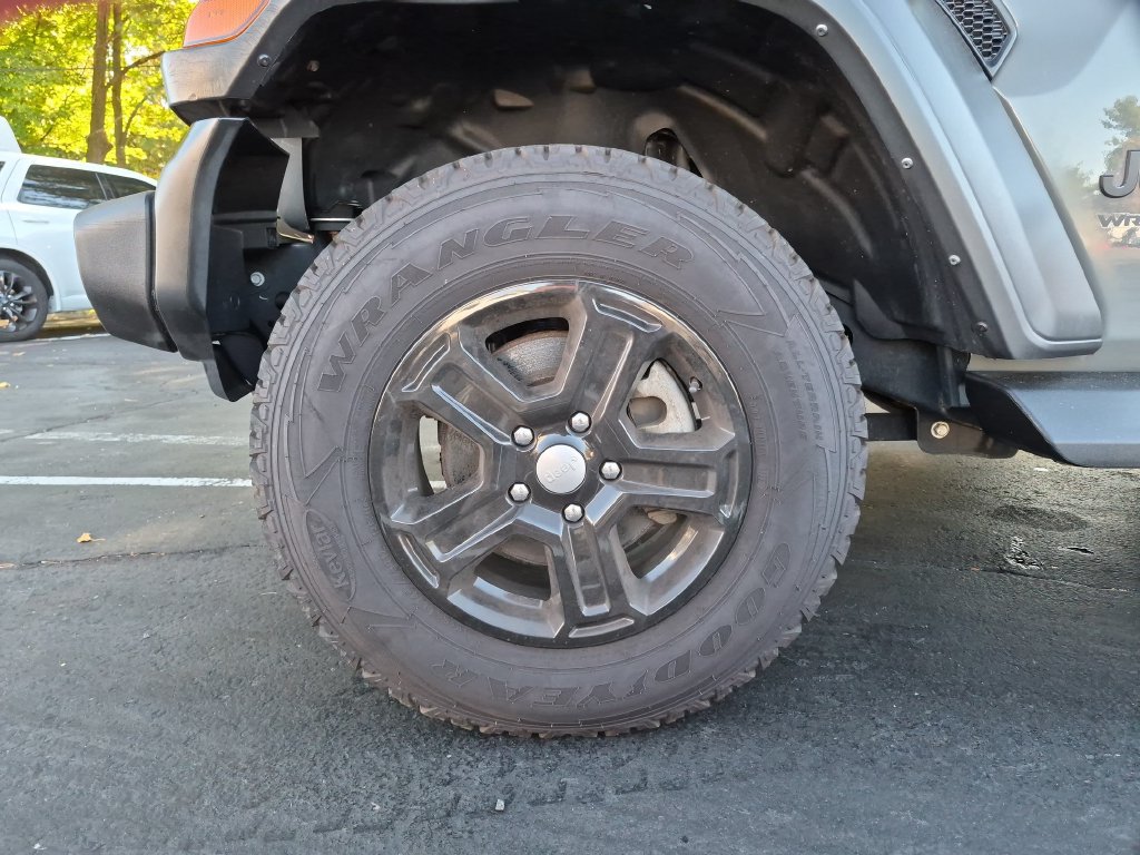 Used 2021 Jeep Wrangler Sport AWD/4WD image 12