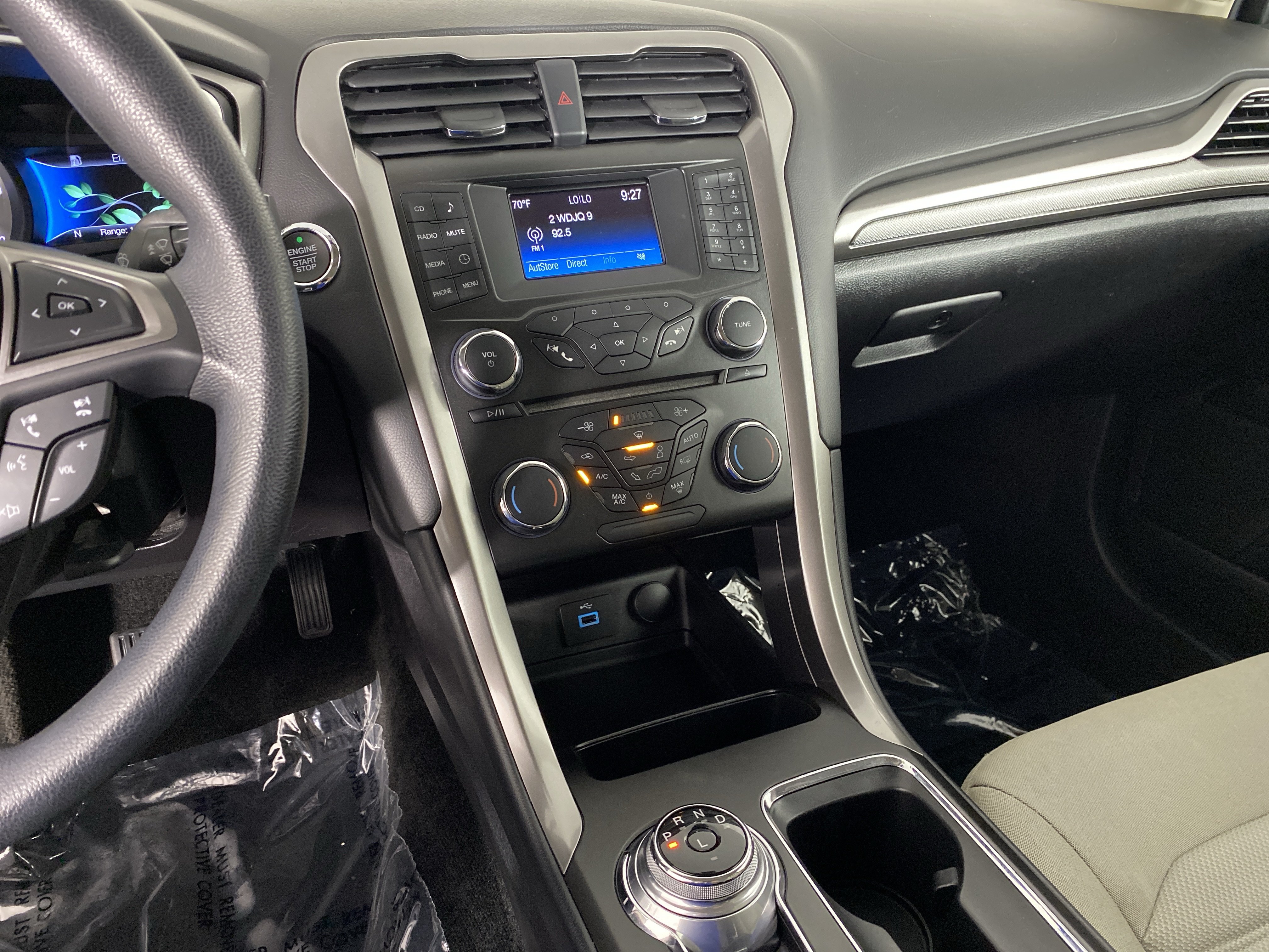 Used 2018 Ford Fusion S FWD image 39