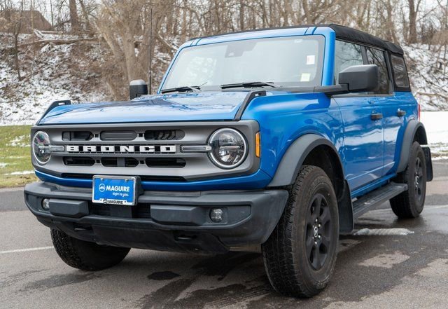 Used 2023 Ford Bronco Big Bend image 2