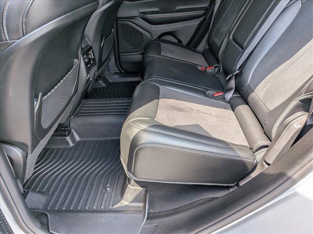 Used 2024 Jeep Grand Cherokee Altitude image 19