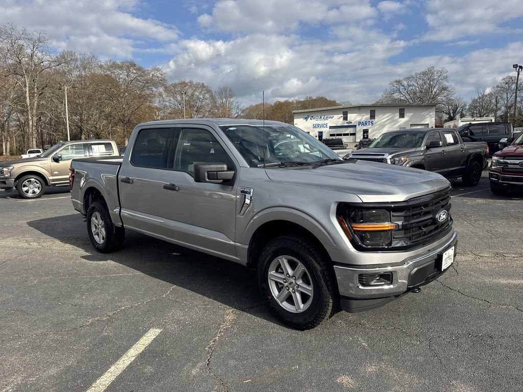 New 2025 Ford F150 XLT image 3