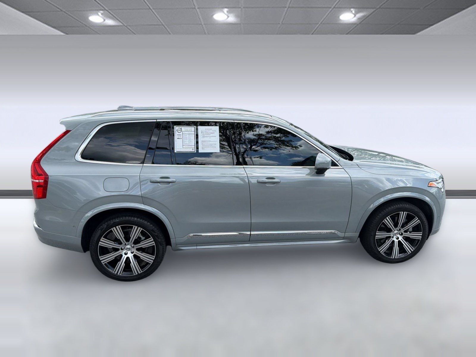 Certified 2024 Volvo XC90 T8 Plus w/ Protection Package Premier AWD/4WD image 7