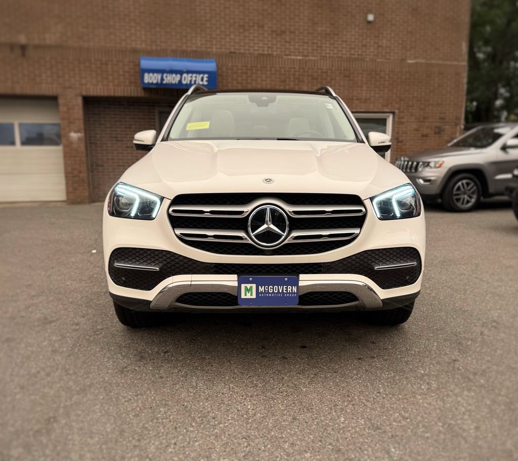 Used 2021 Mercedes-Benz GLE 350 4MATIC w/ Premium Package image 2