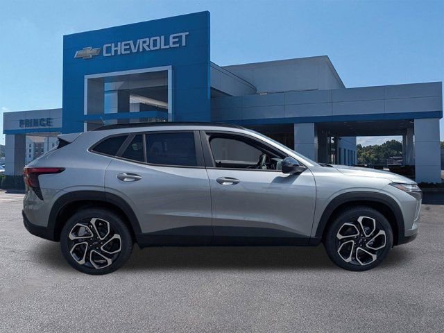 New 2026 Chevrolet Trax RS FWD image 3