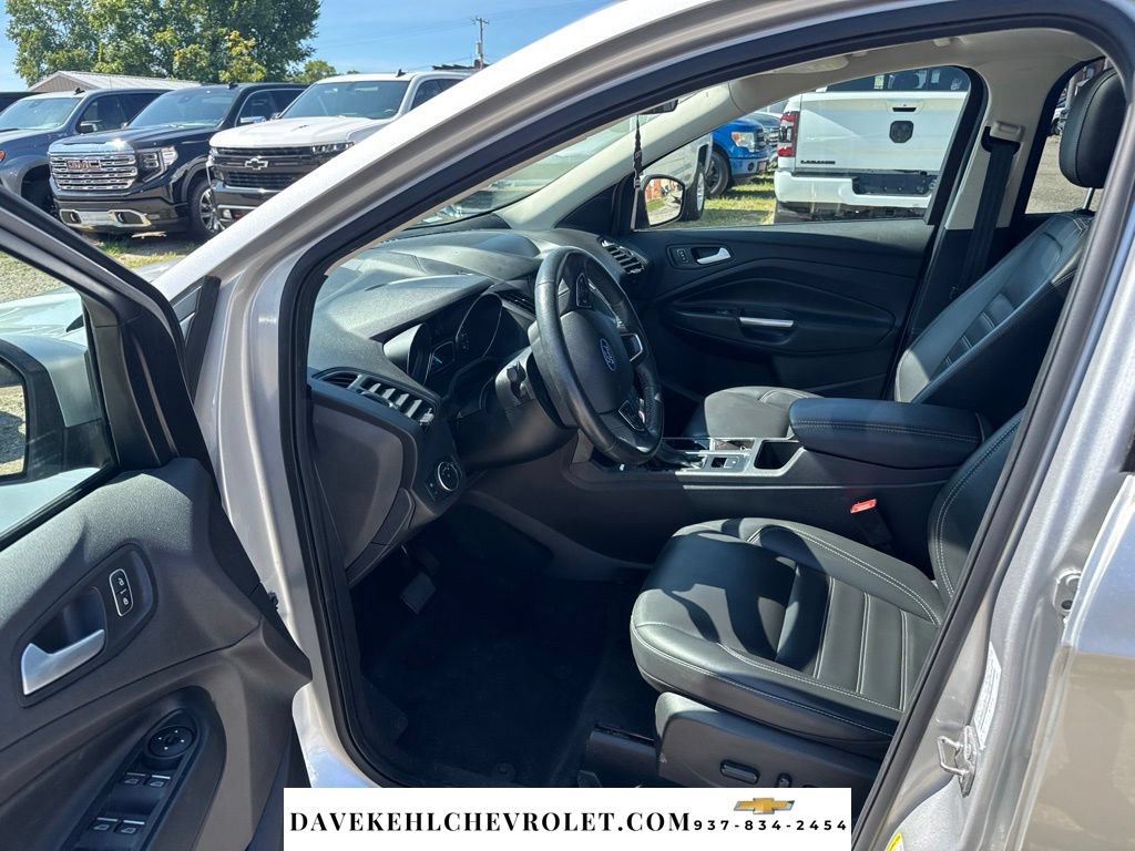 Used 2019 Ford Escape SEL AWD/4WD image 16