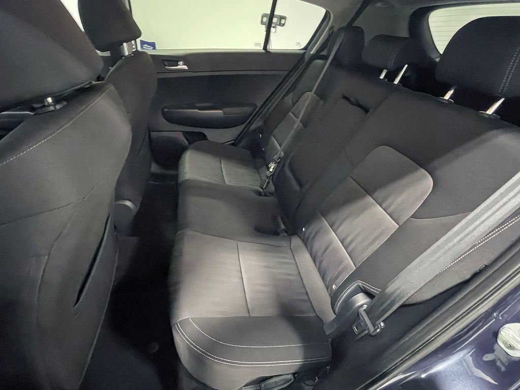 Used 2020 Kia Sportage LX image 20