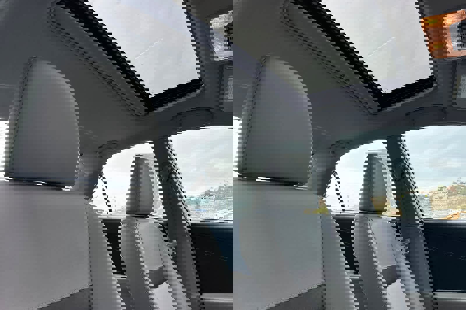 Used 2013 Toyota Camry XLE image 17