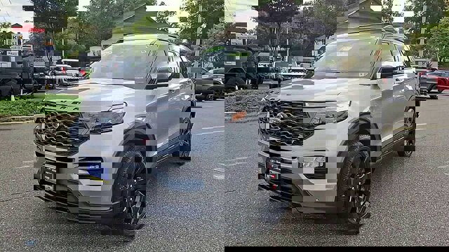 Certified 2022 Ford Explorer ST w/ Equipment Group 401A image 5