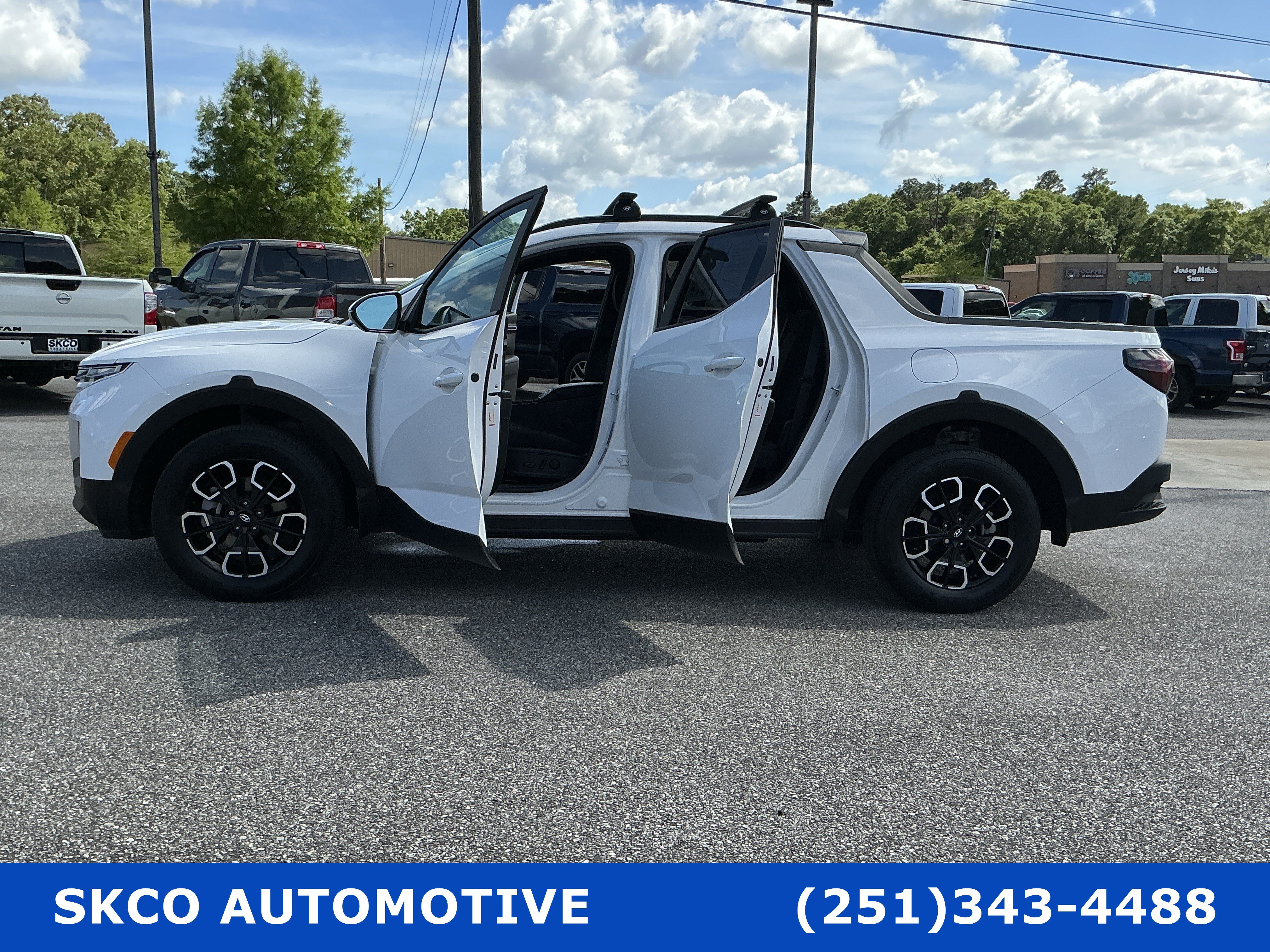 Used 2023 Hyundai Santa Cruz SEL Premium AWD/4WD image 31