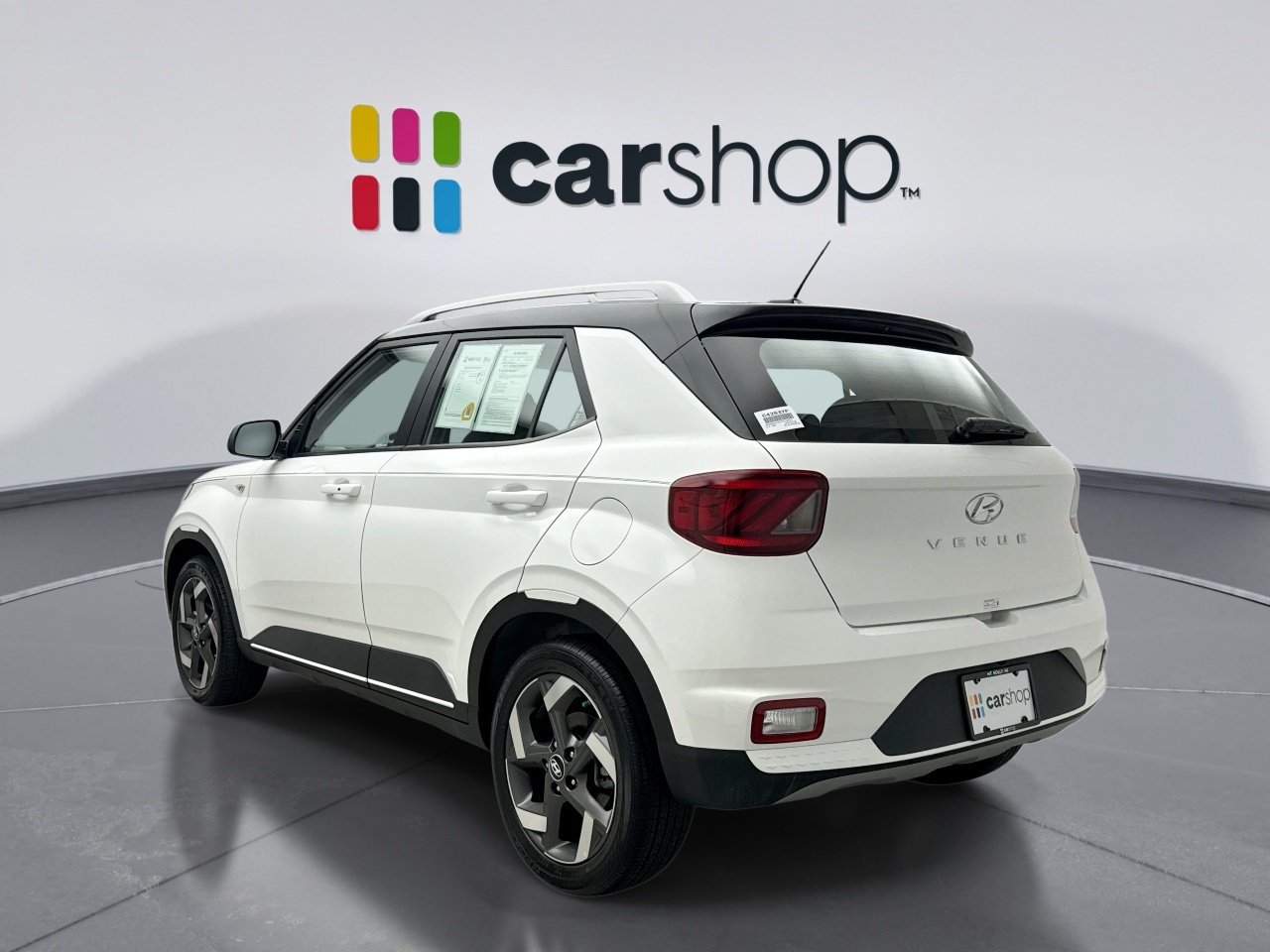 Used 2026 Hyundai Venue SEL FWD image 3