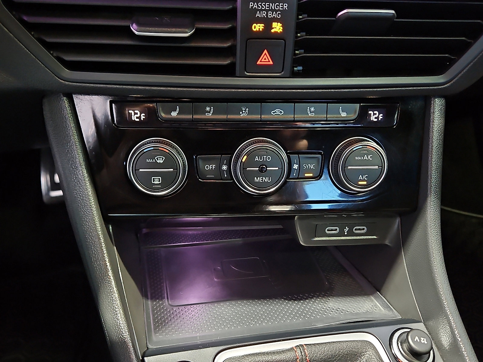 Used 2024 Volkswagen Jetta GLI Autobahn image 16