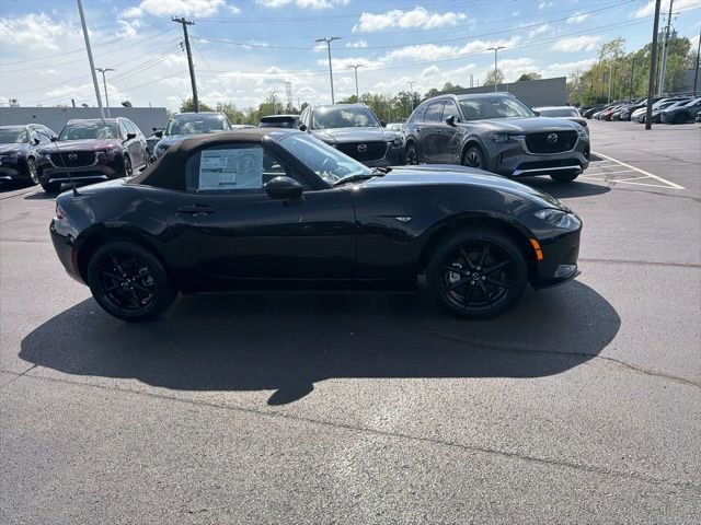 New 2026 MAZDA MX-5 Miata Sport RWD image 4