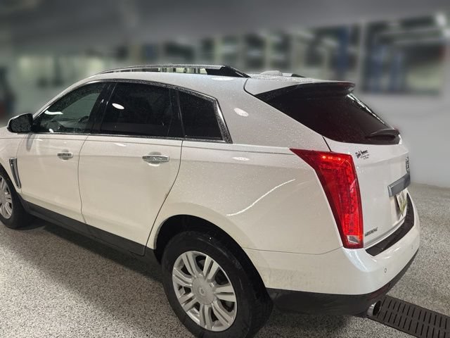 Used 2016 Cadillac SRX Luxury w/ Driver Awareness Package FWD image 4
