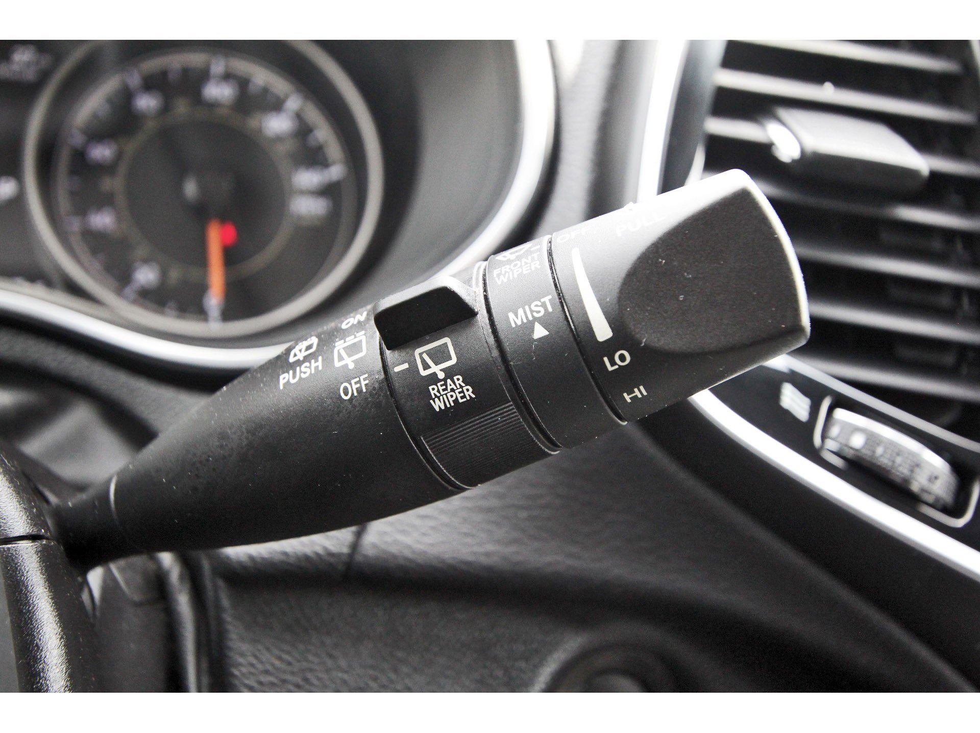 Used 2019 Jeep Cherokee Limited w/ Luxury Group image 20