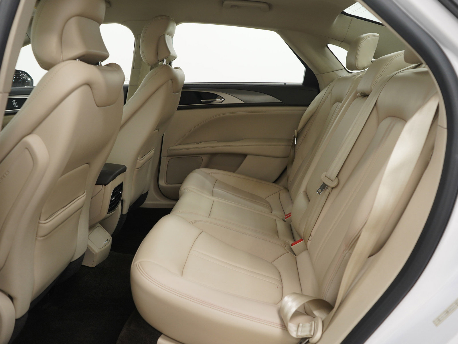 Used 2018 Lincoln MKZ Premiere image 13