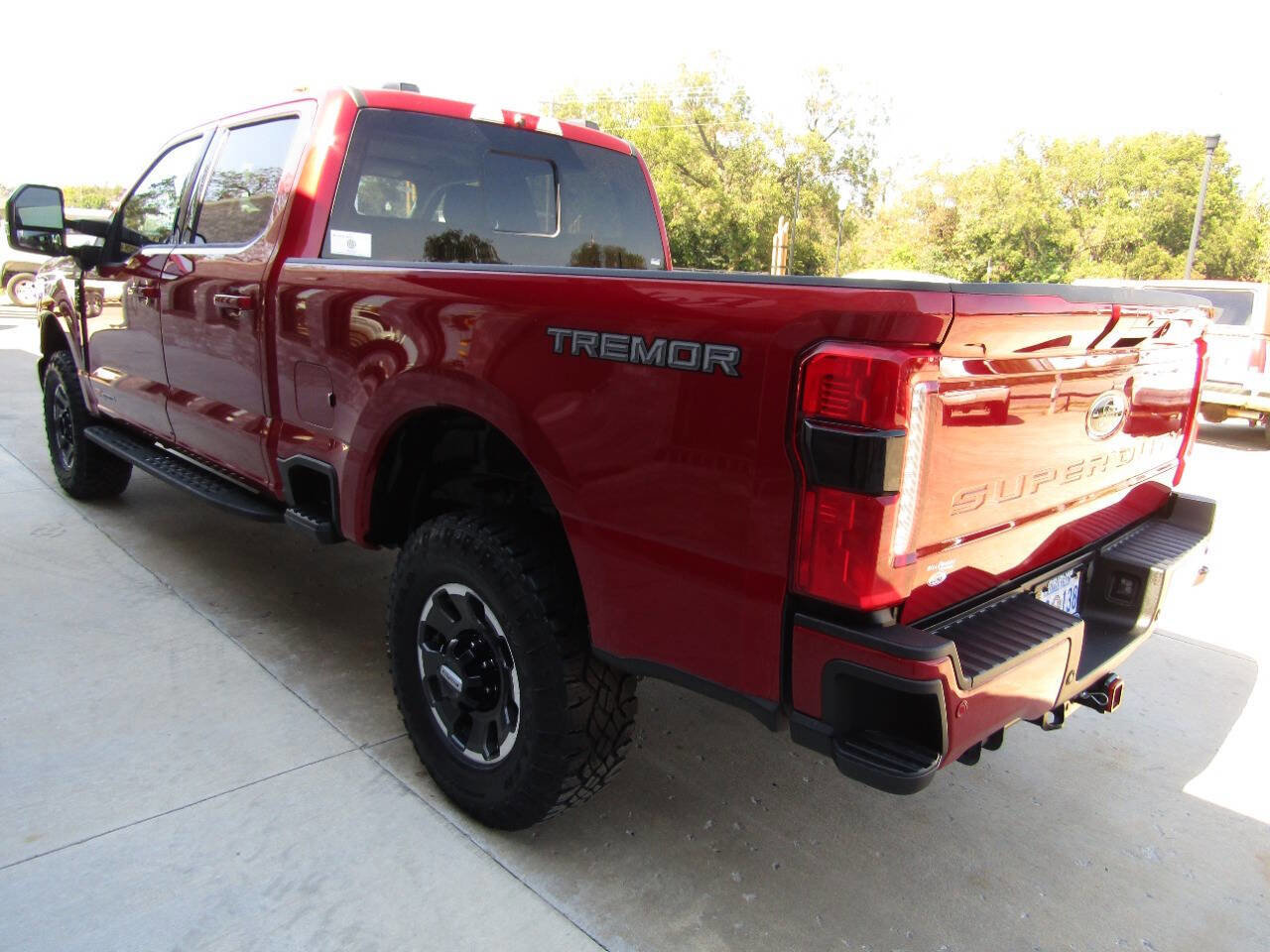 Used 2024 Ford F250 Lariat w/ Lariat Ultimate Package image 5