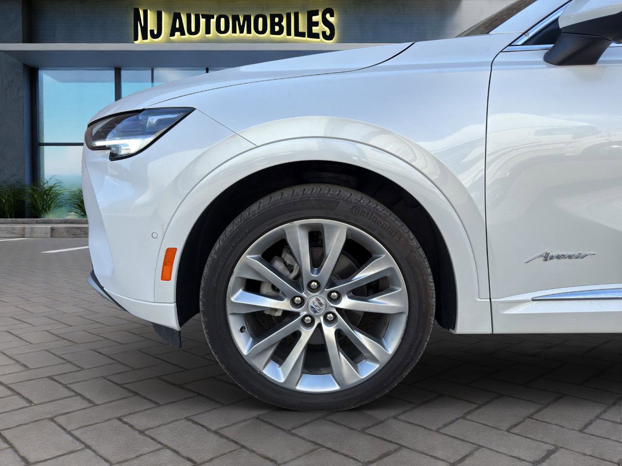 Used 2023 Buick Envision Avenir AWD/4WD image 22