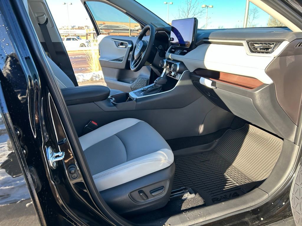 Used 2025 Toyota 4Runner TRD Off-Road Premium image 26