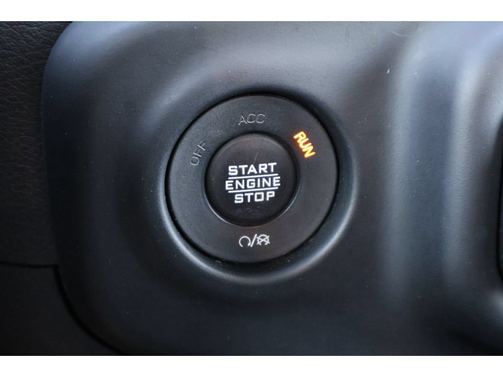 Used 2021 Jeep Wrangler Unlimited Rubicon AWD/4WD image 9