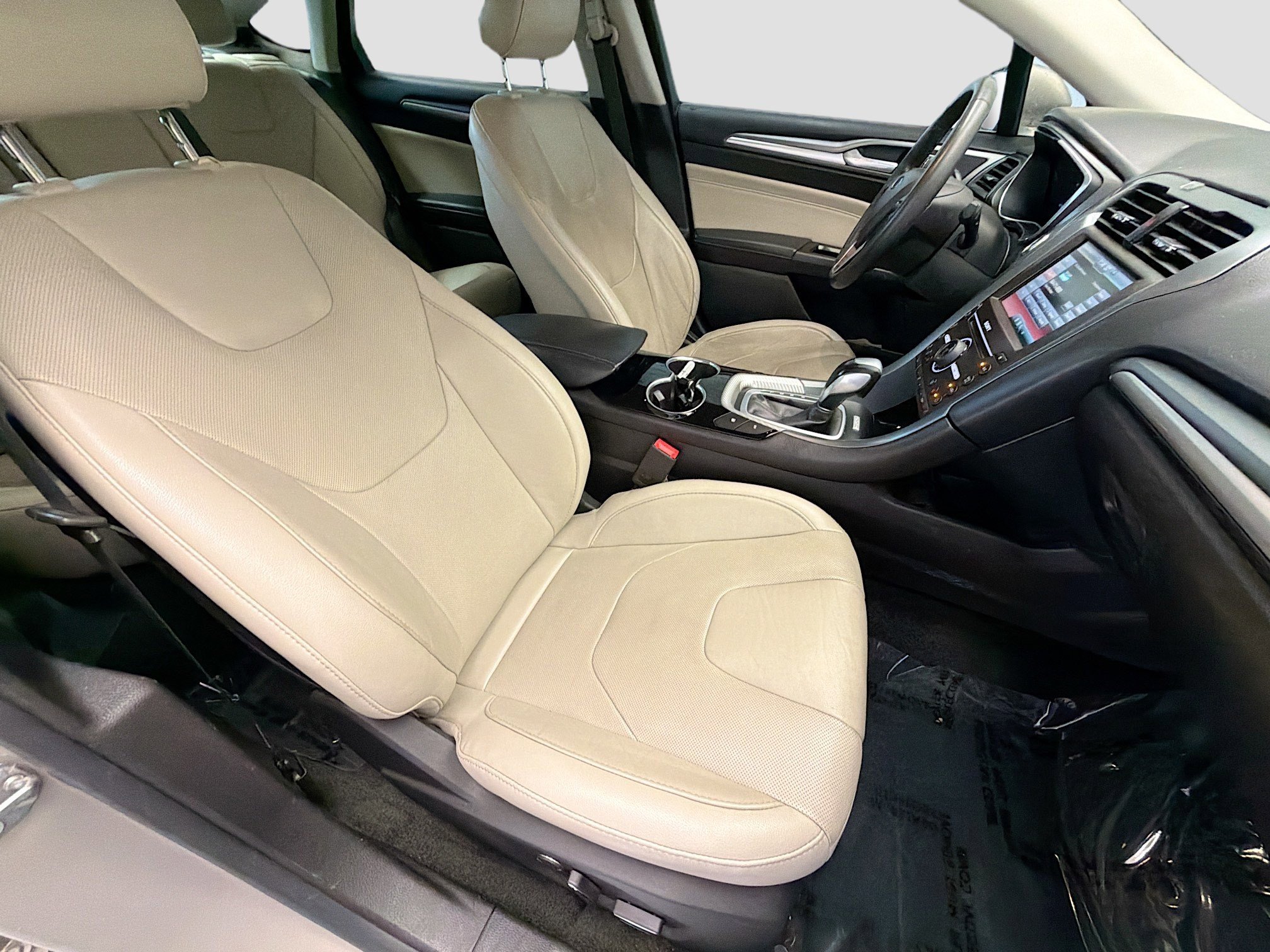 Used 2016 Ford Fusion Energi Titanium image 15