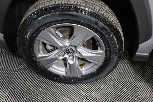 Used 2024 Toyota RAV4 XLE image 25