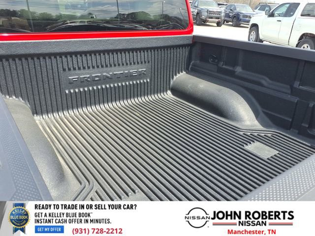 Used 2025 Nissan Frontier SV image 25