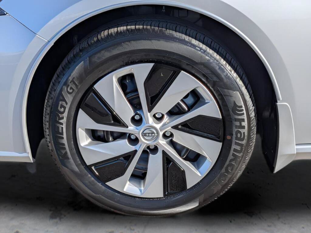 Certified 2025 Nissan Altima 2.5 S FWD image 9