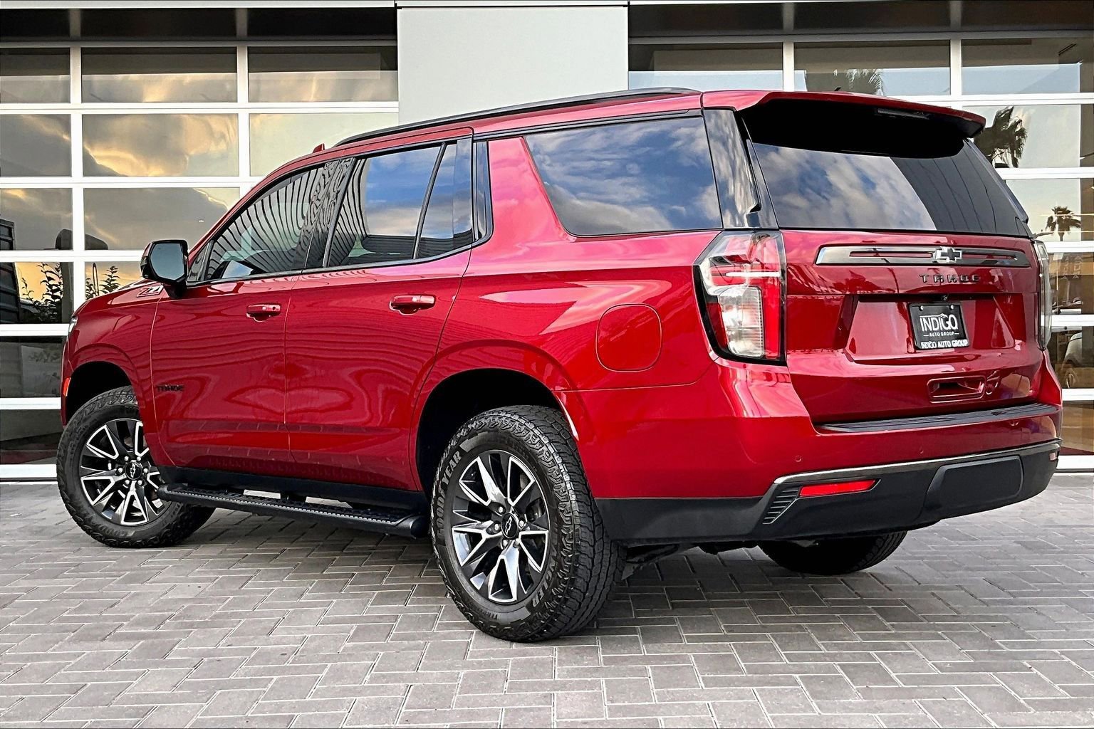 Used 2022 Chevrolet Tahoe Z71 w/ Z71 Off-Road Package image 12