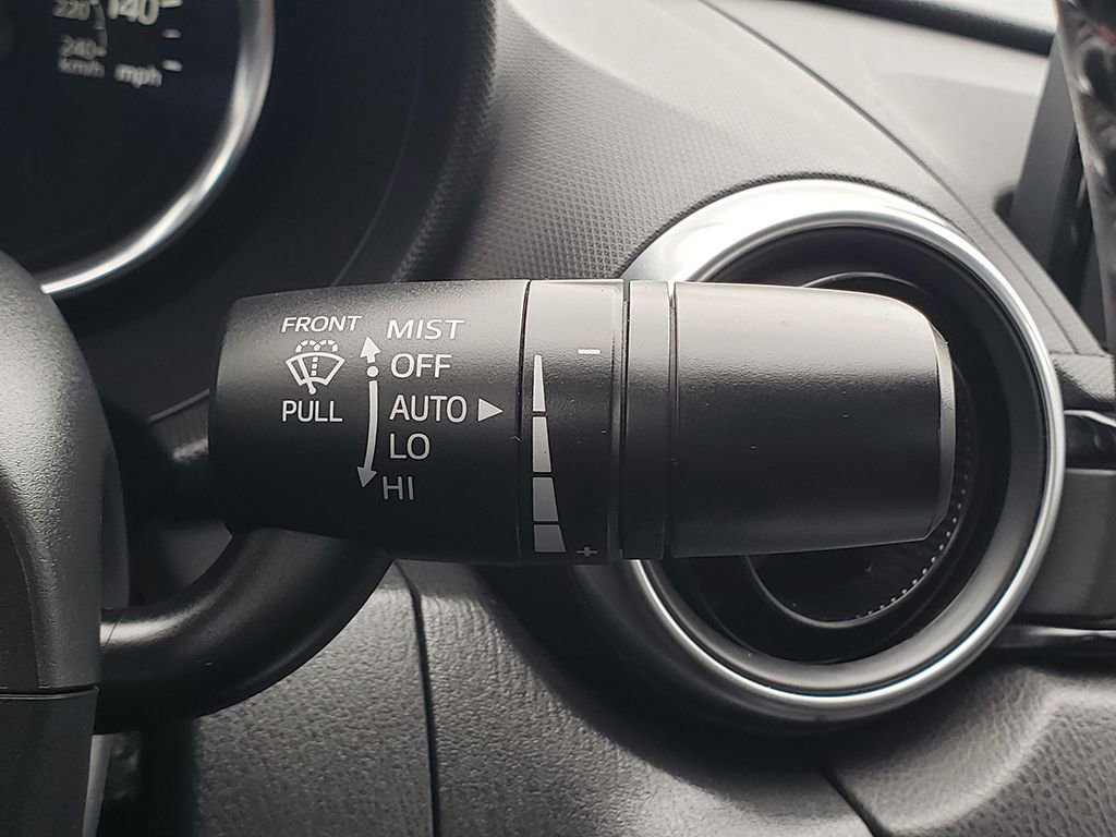 Used 2018 MAZDA MX-5 Miata RF Grand Touring image 27