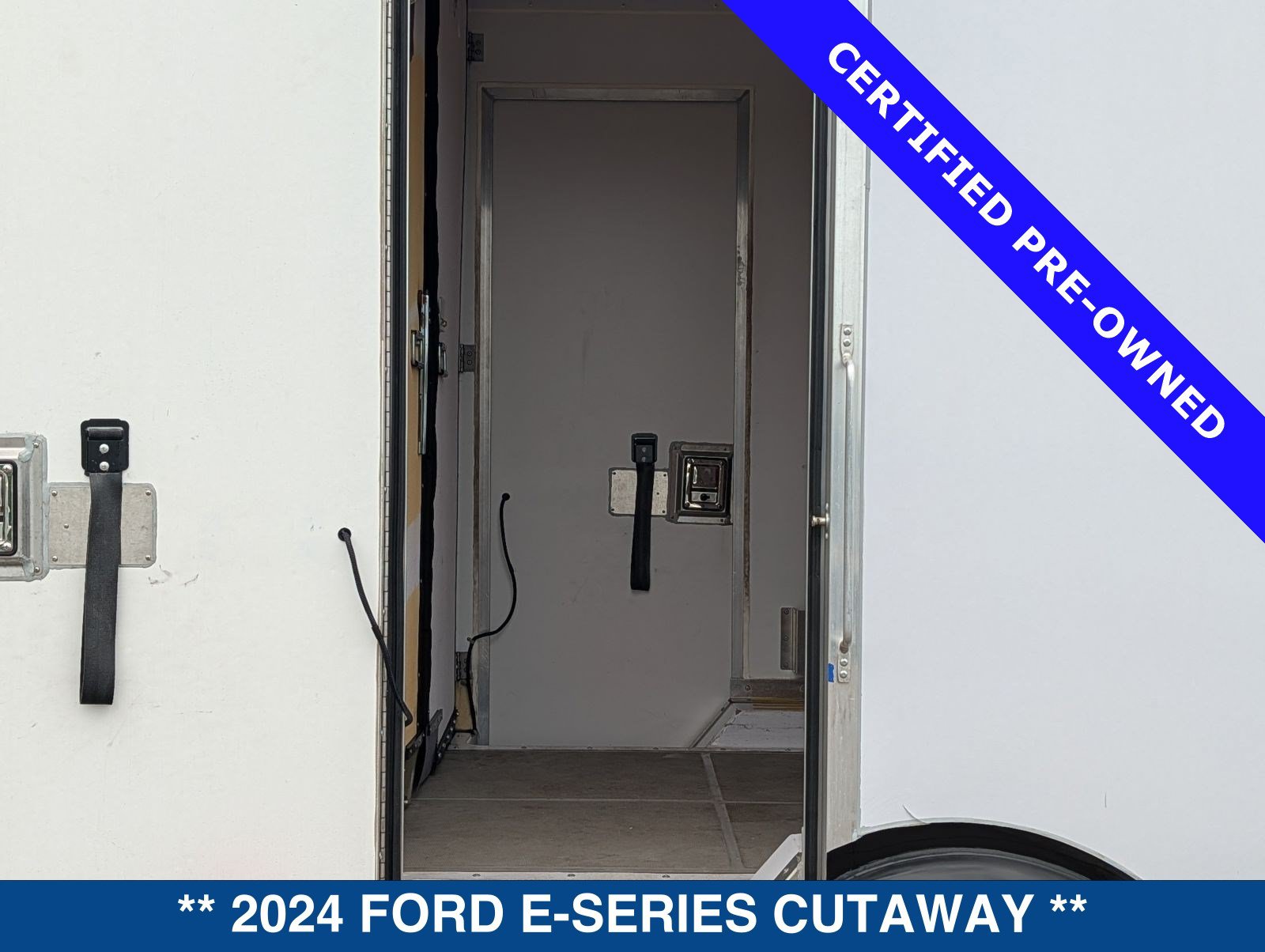 Certified 2024 Ford E-350 and Econoline 350 Super Duty w/ Power Windows & Locks Group RWD image 18
