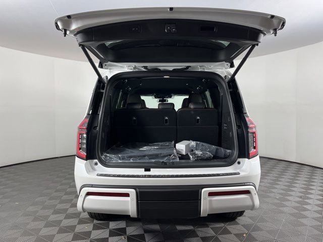 New 2026 Nissan Armada SL w/ Captain's Chari Seat Package image 48