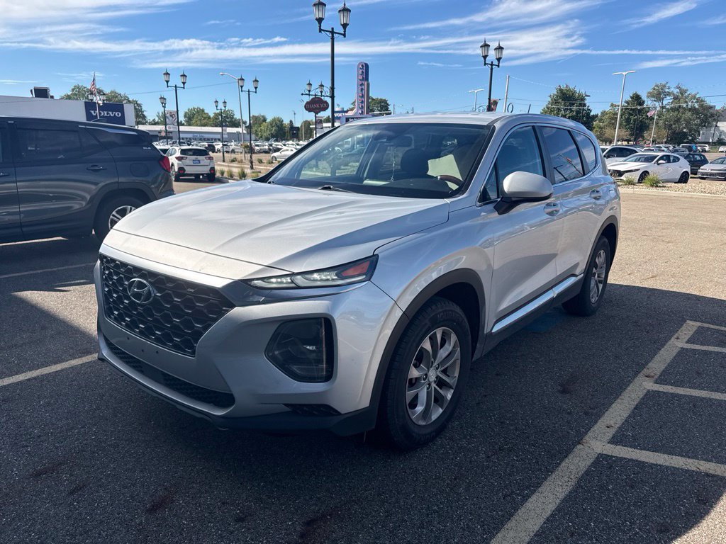 Used 2019 Hyundai Santa Fe SE AWD/4WD image 1