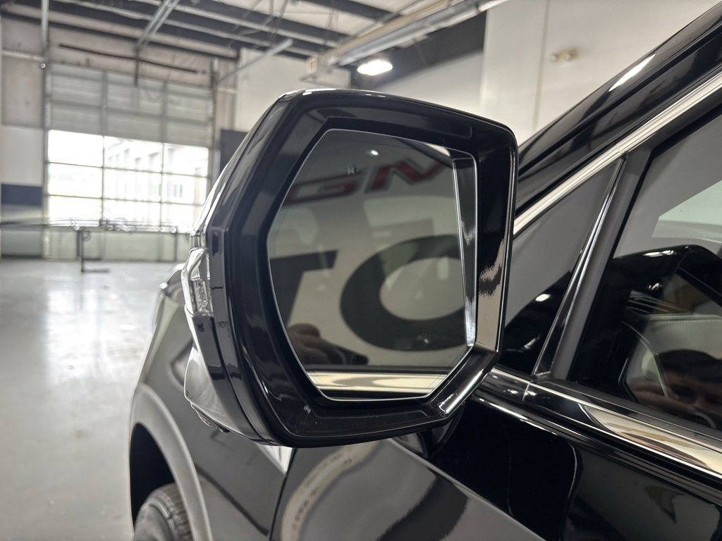 New 2026 GMC Yukon XL Elevation w/ LPO, Floor Liner Package image 9