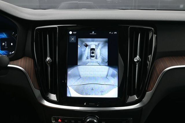 Used 2025 Volvo S60 B5 Plus FWD image 21