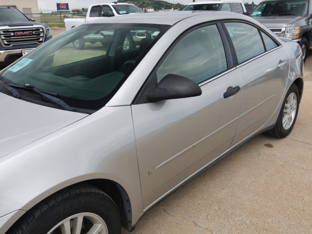 Used 2006 Pontiac G6 Sedan w/ Drivers Package FWD image 7