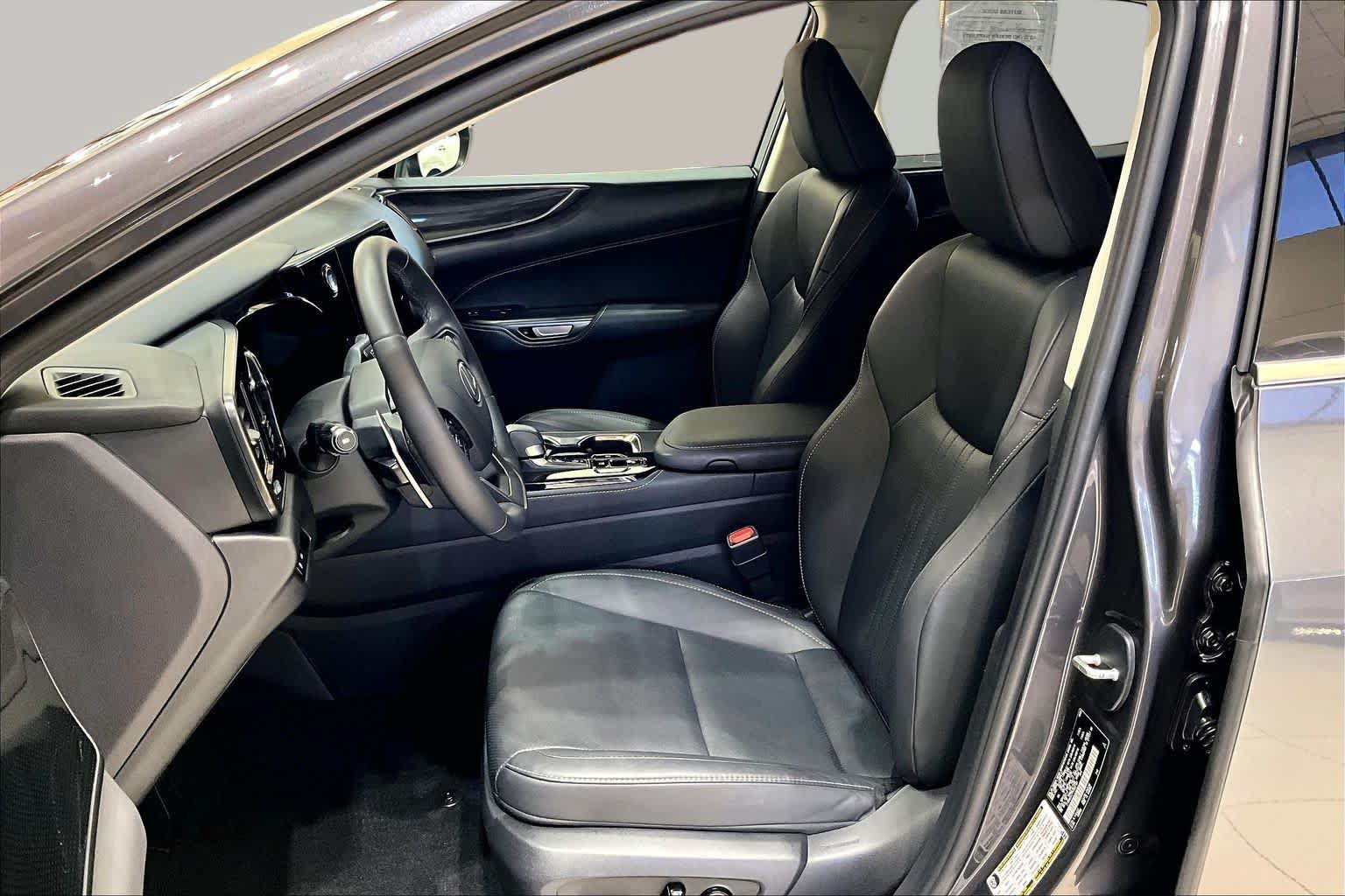 Certified 2023 Lexus NX 250 FWD image 7