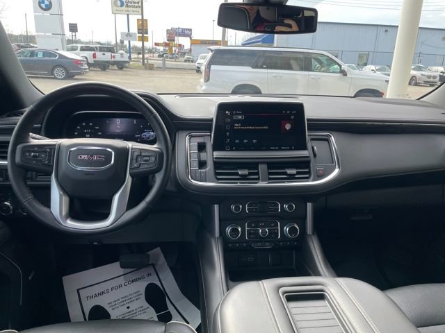 Used 2022 GMC Yukon XL SLT w/ SLT Premium Package AWD/4WD image 11